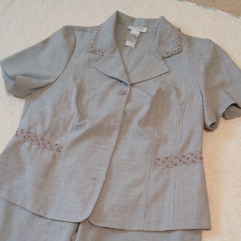 Sag Harbor Gray Short Sleeve Blazer with Notched Lapel